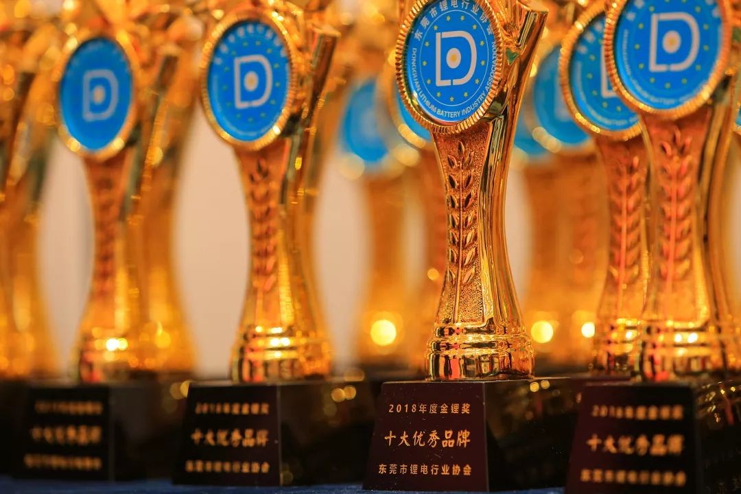 恒溫恒濕試驗(yàn)箱|冷熱沖擊試驗(yàn)箱|高低溫試驗(yàn)箱|快速溫變?cè)囼?yàn)箱|三綜合試驗(yàn)箱